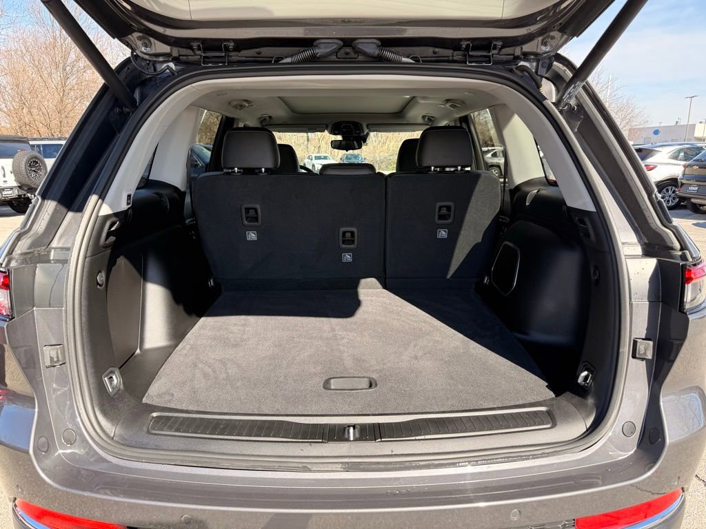 Used 2023 Jeep Grand Cherokee 4WD 4xe image 38