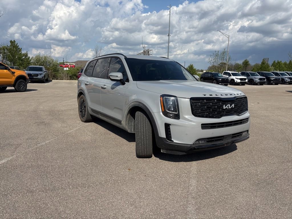 Used 2022 Kia Telluride SX w/ SX Prestige Package AWD/4WD image 16