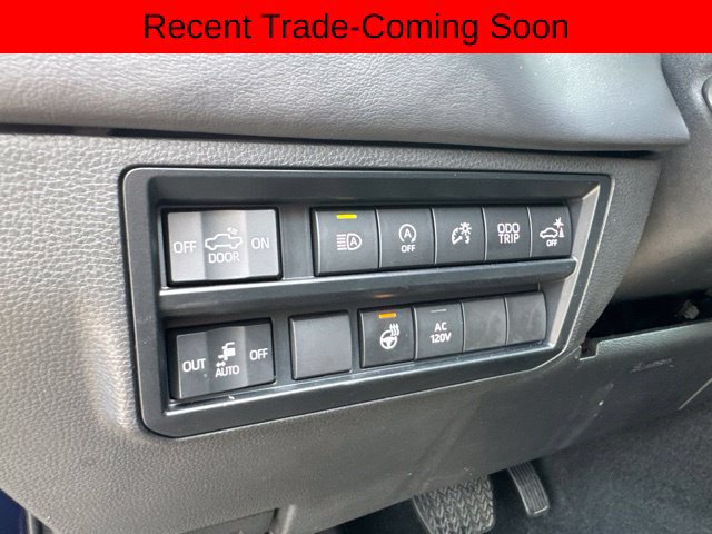 Used 2023 Toyota Tundra Platinum AWD/4WD image 9