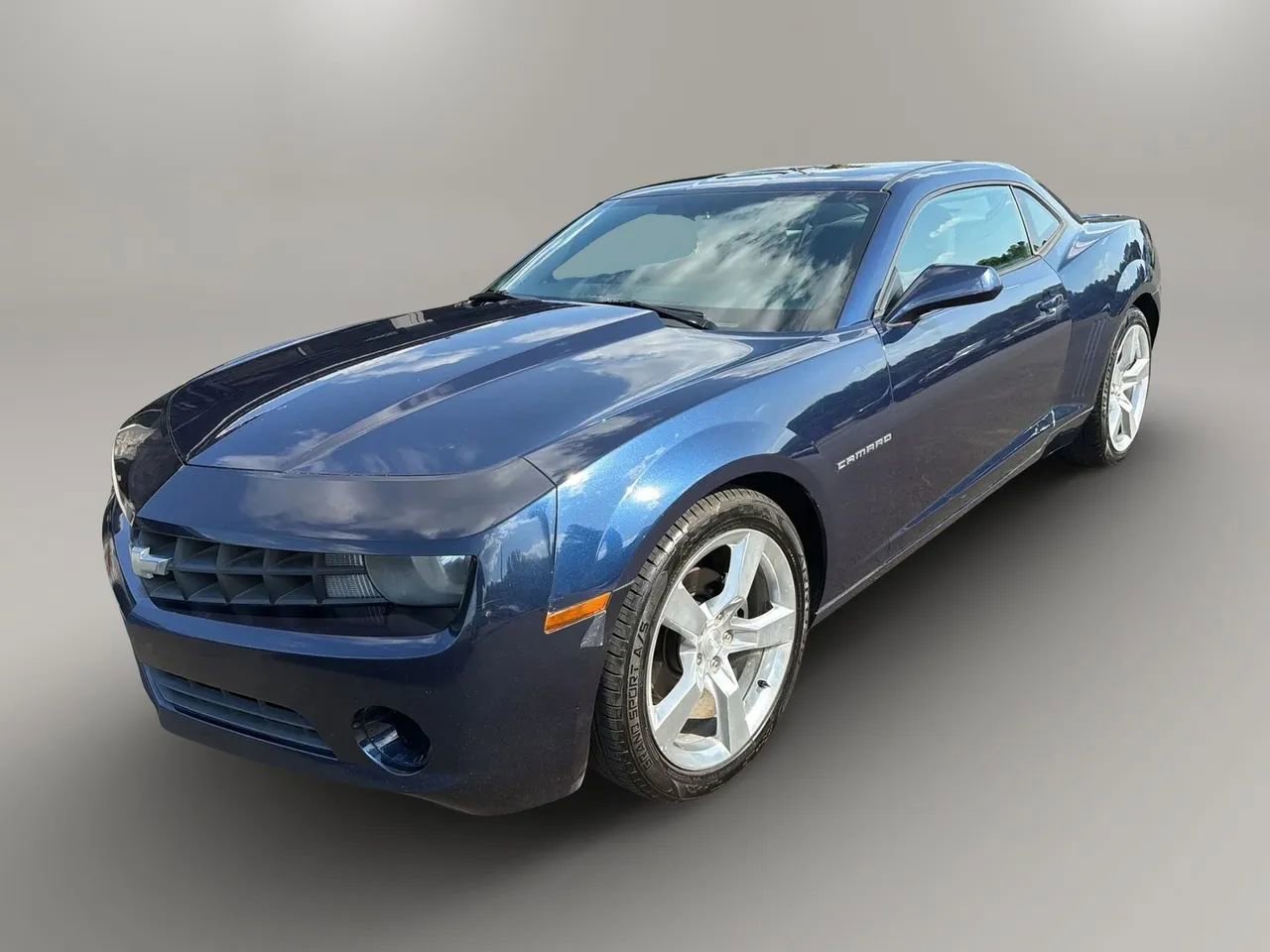 Used 2012 Chevrolet Camaro LS RWD image 3