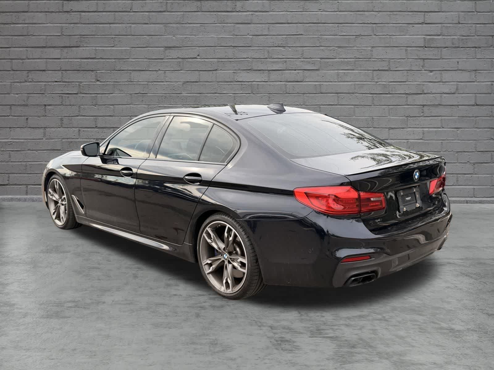 Used 2020 BMW M550i xDrive w/ Dynamic Handling Package AWD/4WD image 6