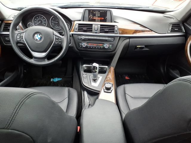 Used 2015 BMW 328i xDrive Sedan AWD/4WD image 9