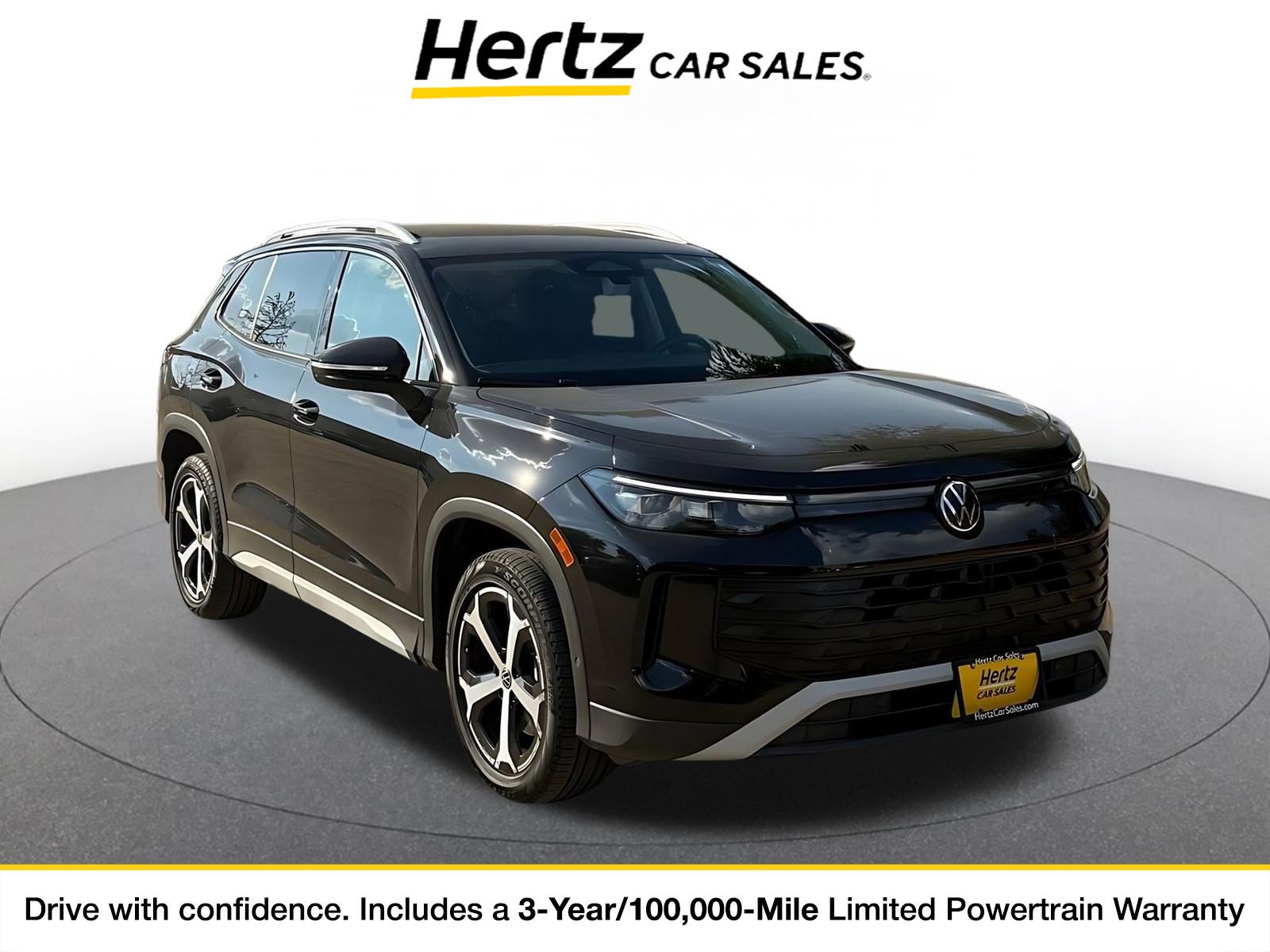 Used 2026 Volkswagen Tiguan SE AWD/4WD image 1