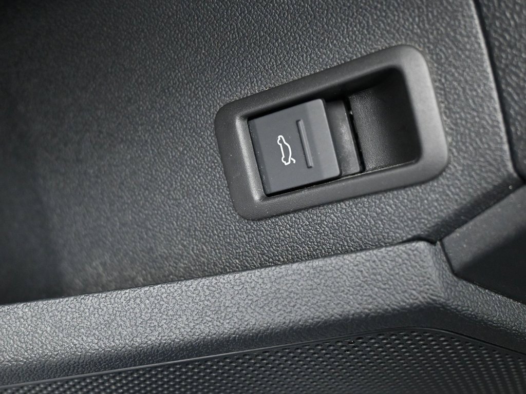 Used 2023 Audi A3 2.0T Premium w/ Convenience Package image 24