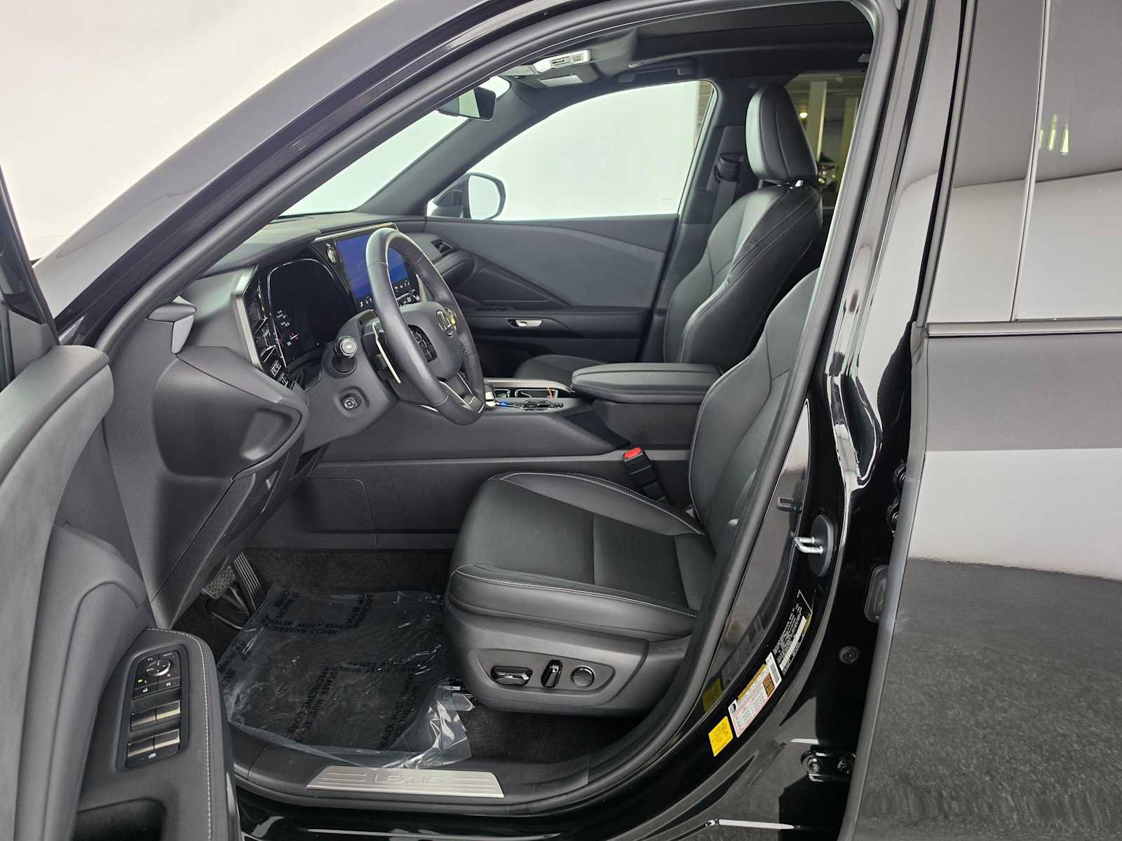 Certified 2026 Lexus TX 350 FWD w/ Technology Package image 22