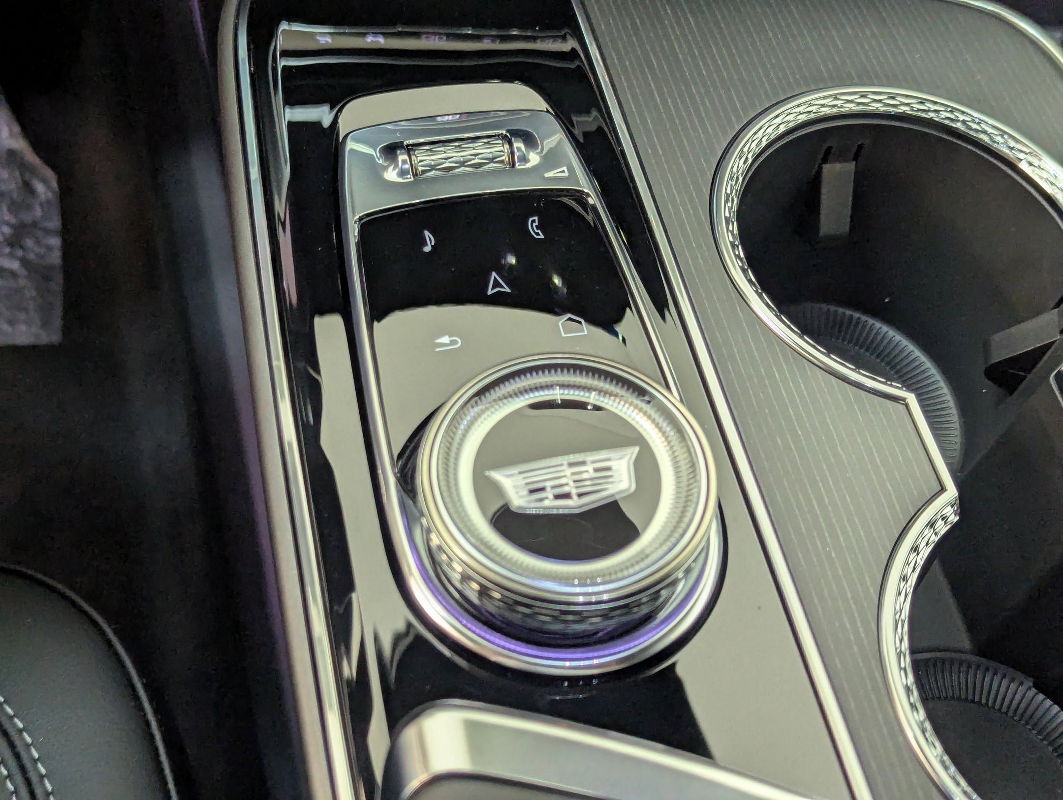 New 2026 Cadillac Lyriq Sport image 29