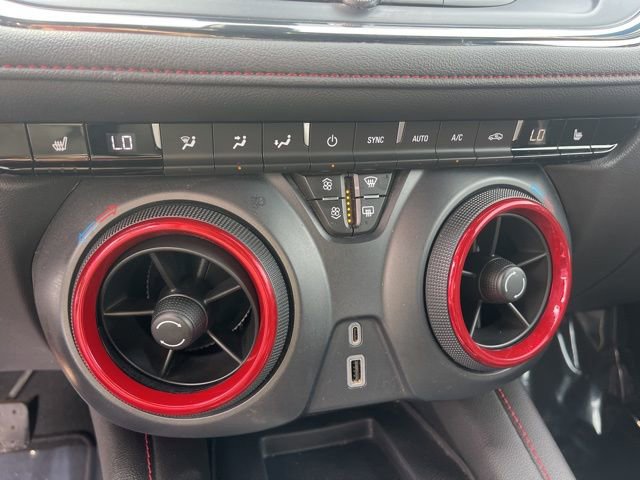 Used 2024 Chevrolet Blazer RS image 31