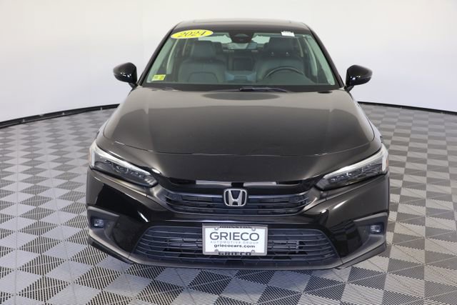 Used 2024 Honda Civic Touring image 3
