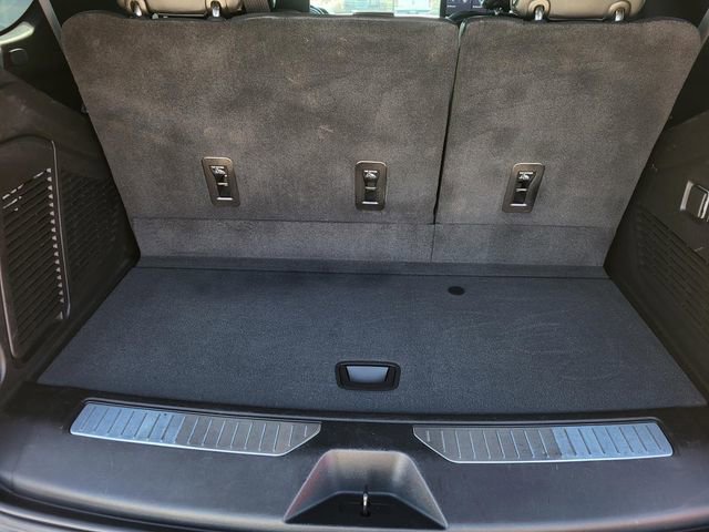 Used 2021 GMC Yukon AT4 w/ AT4 Premium Package image 11