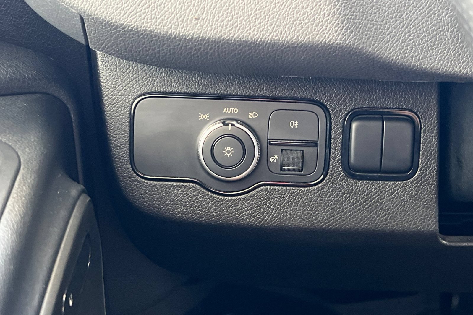 Used 2025 Mercedes-Benz Sprinter 2500 image 29