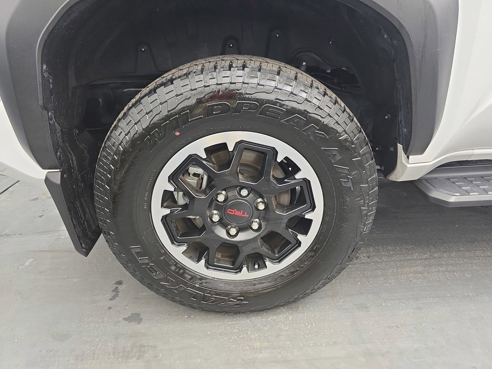 Used 2025 Toyota 4Runner TRD Off-Road AWD/4WD image 17