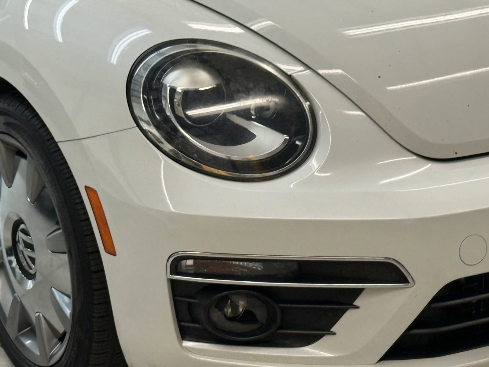 Used 2014 Volkswagen Beetle TDI FWD image 6