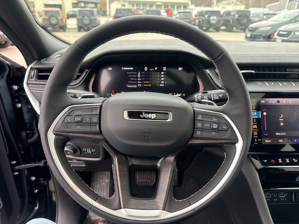 New 2026 Jeep Grand Cherokee Limited image 10