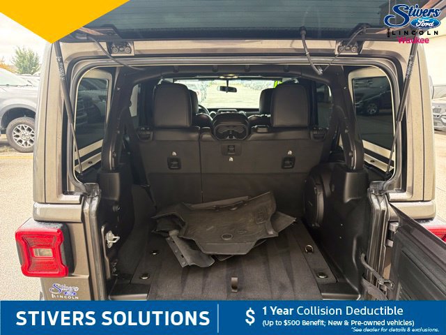 Used 2021 Jeep Wrangler Unlimited Sahara AWD/4WD image 11