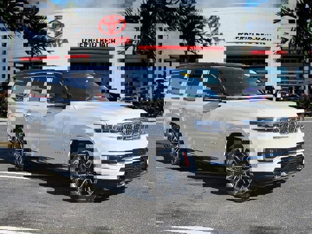 Used 2024 Jeep Grand Wagoneer L Series III w/ Rear Seat Video Group 1