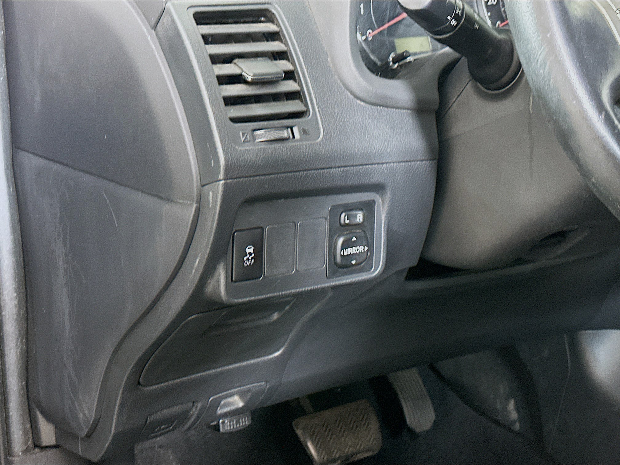 Used 2013 Toyota Corolla S FWD image 16