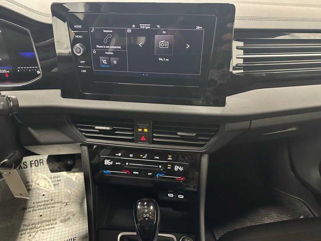 Used 2025 Volkswagen Jetta S image 25