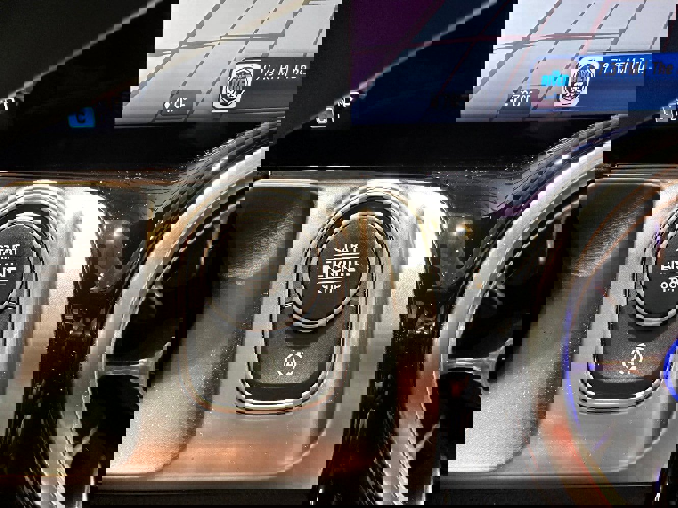 Used 2024 Mercedes-Benz GLB 250 4MATIC image 20