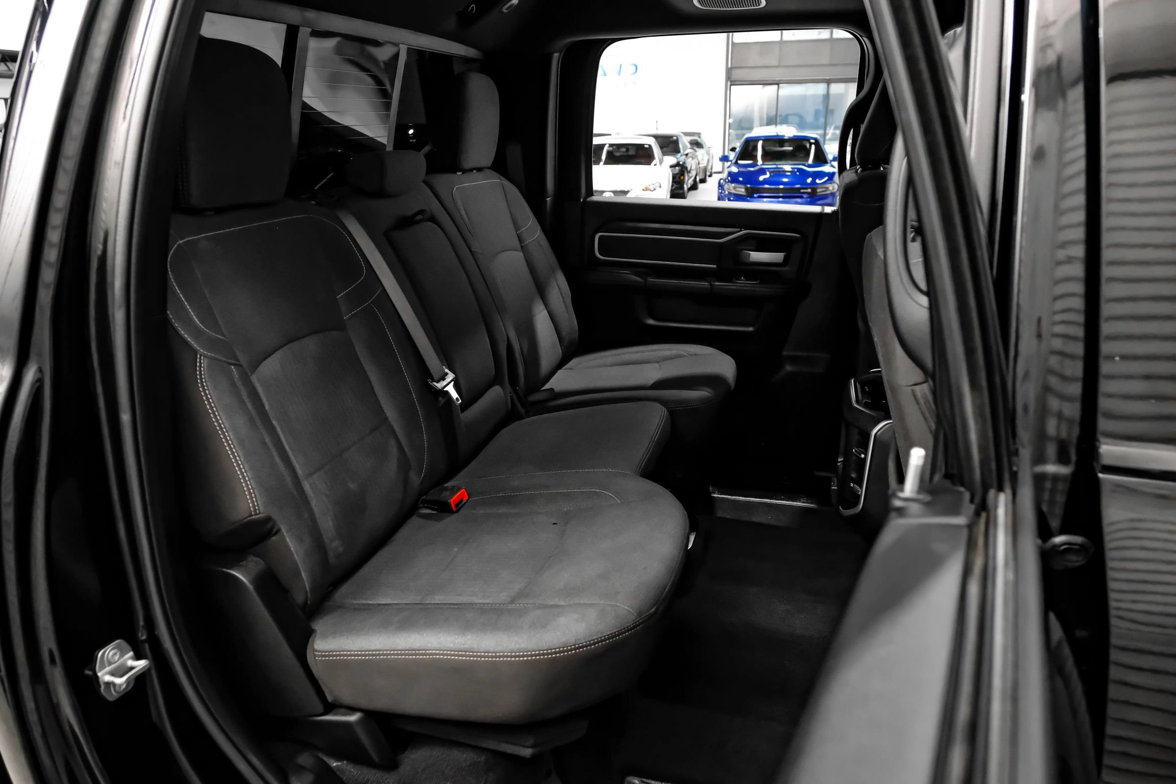 Used 2020 RAM 2500 Big Horn w/ Level 2 Equipment Group AWD/4WD image 42