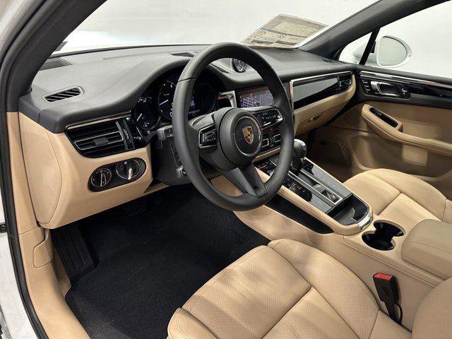 New 2025 Porsche Macan AWD/4WD image 4