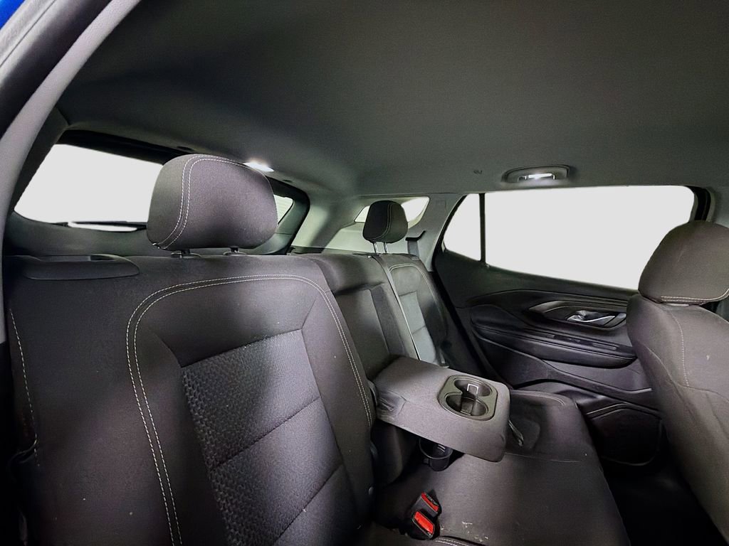 Used 2024 GMC Terrain SLE w/ Driver Convenience Package FWD image 25