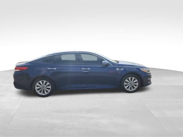 Used 2018 Kia Optima EX FWD image 2