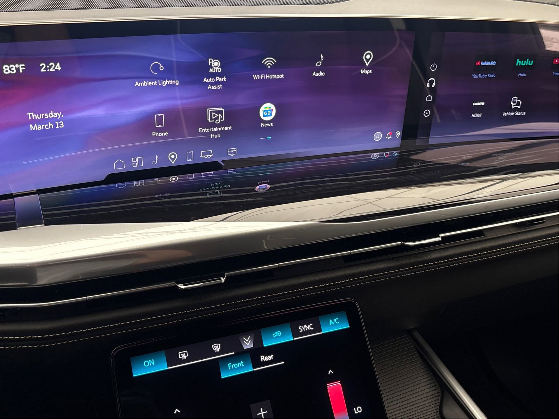 New 2025 Cadillac Escalade ESV Sport w/ Touring Package image 25