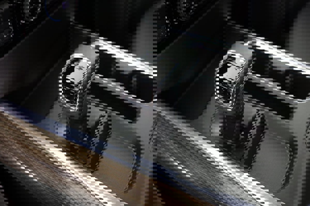 Used 2024 Chevrolet Silverado 1500 RST w/ Convenience Package II image 6