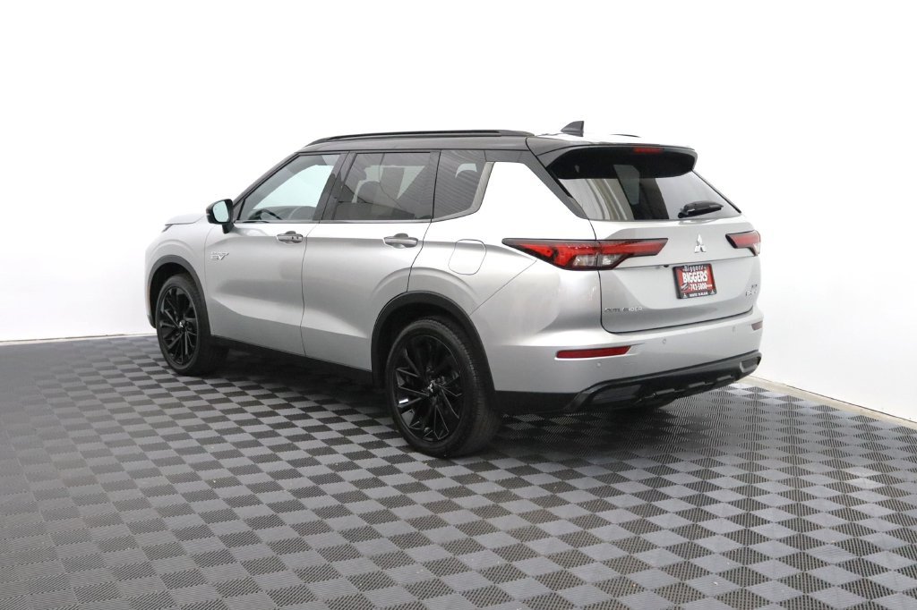 Used 2025 Mitsubishi Outlander SEL Black Edition AWD/4WD image 6