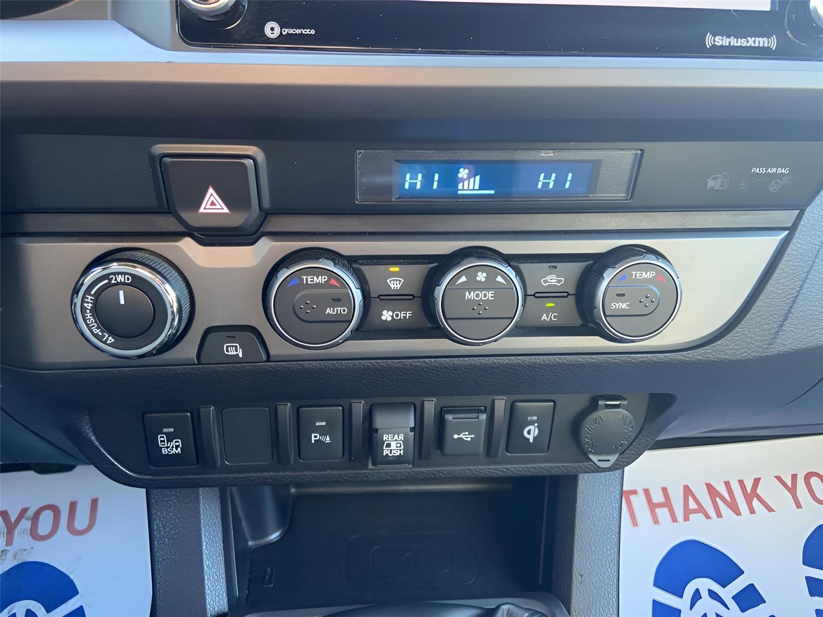 Used 2022 Toyota Tacoma TRD Sport image 30