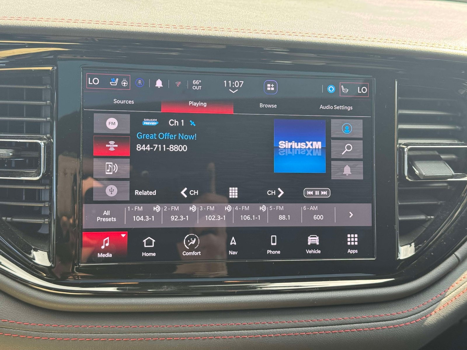 Used 2025 Dodge Durango GT AWD/4WD image 24