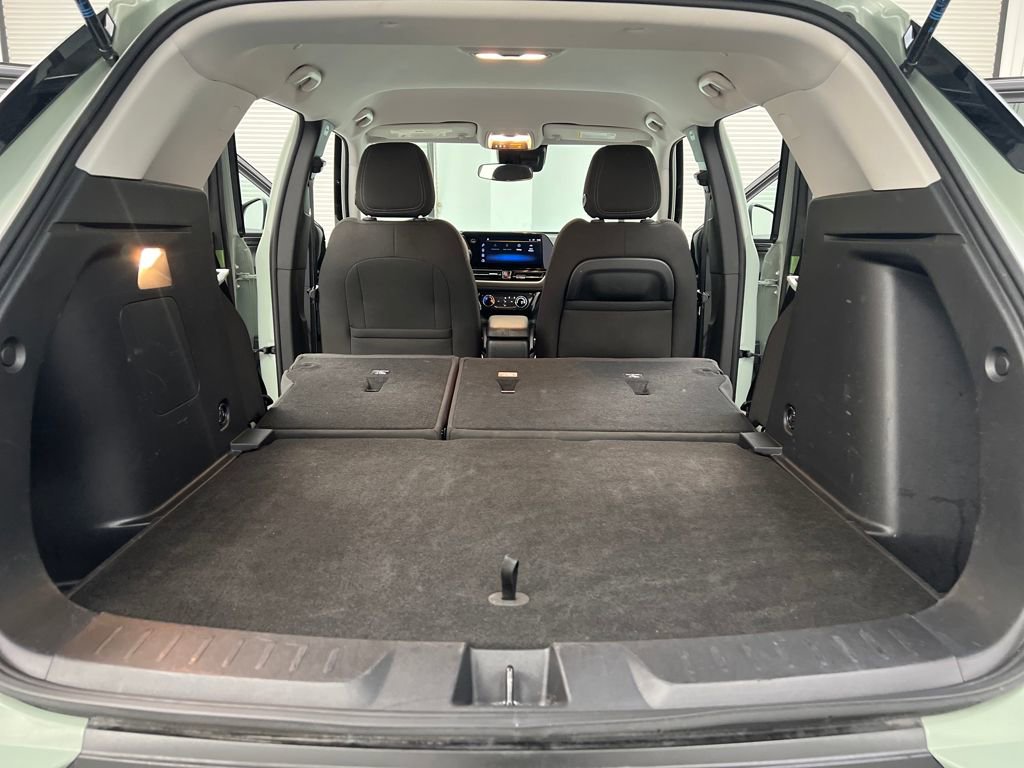 Used 2025 Chevrolet TrailBlazer LT image 28