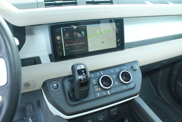 Used 2023 Land Rover Defender 110 S image 16