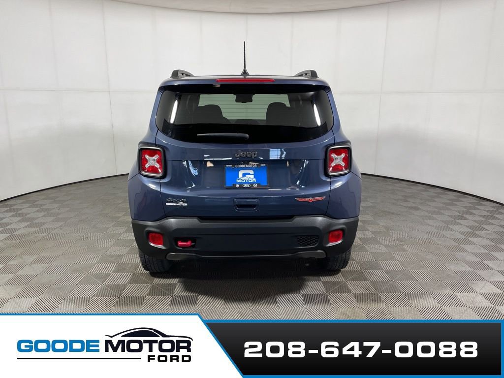 Used 2022 Jeep Renegade Trailhawk image 6