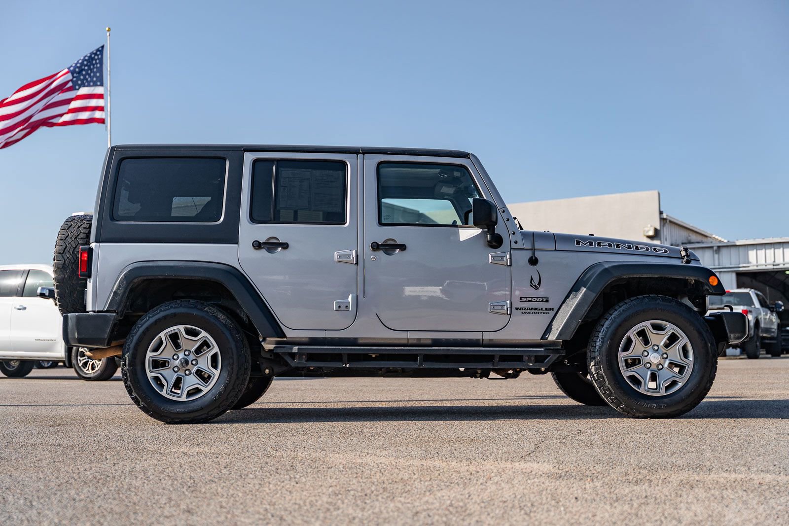 Used 2017 Jeep Wrangler Unlimited Sport w/ Quick Order Package 24S AWD/4WD image 8