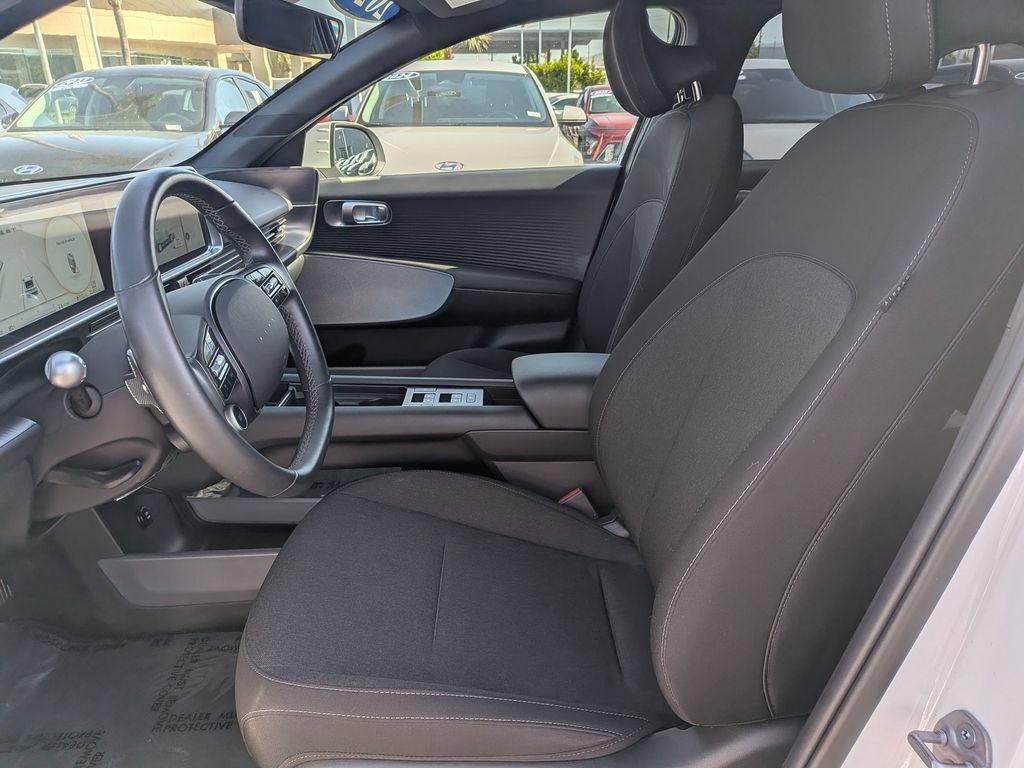 Used 2024 Hyundai Ioniq 6 SE RWD image 15