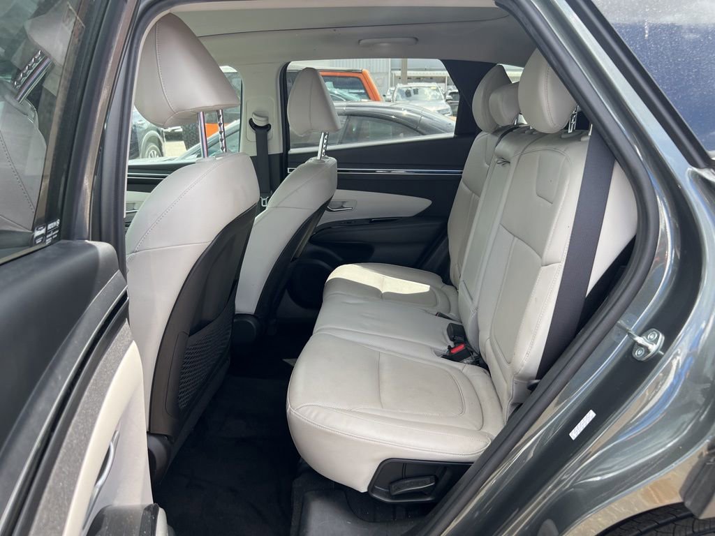 Used 2023 Hyundai Tucson Limited image 16