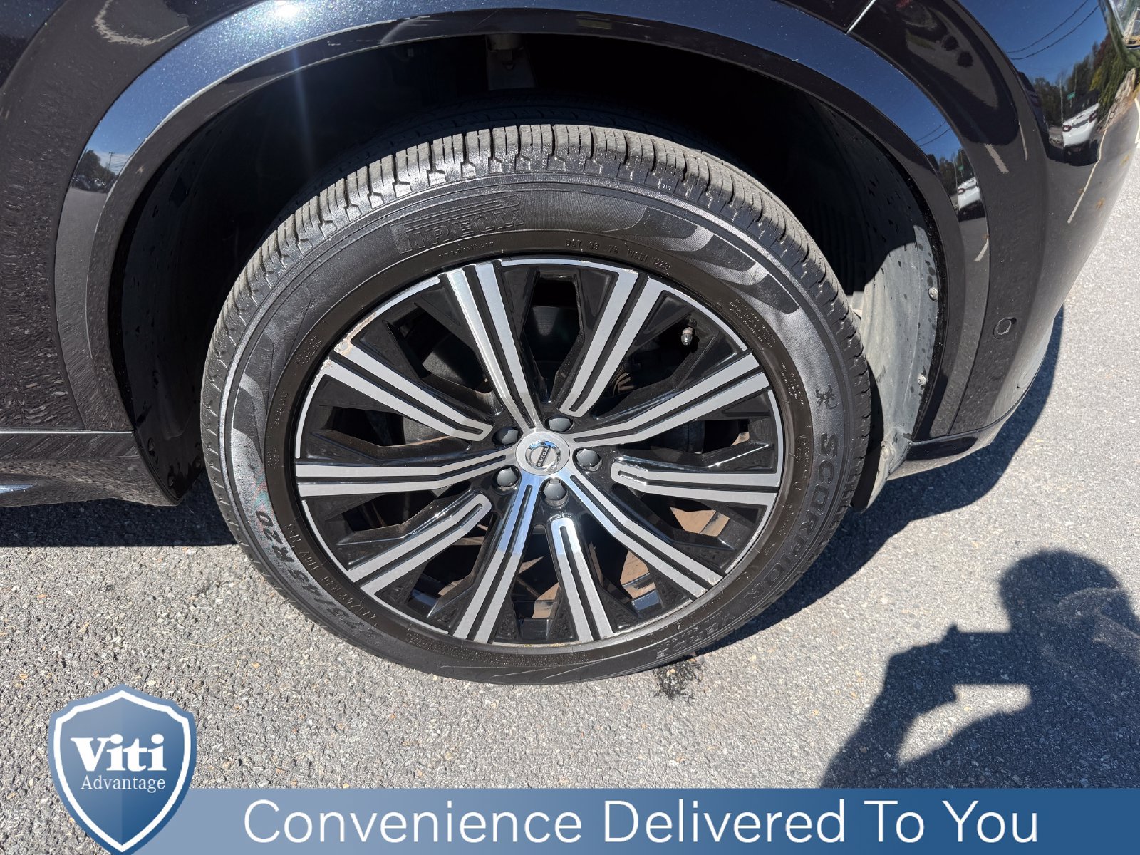 Certified 2023 Volvo XC90 B6 Plus AWD/4WD image 14