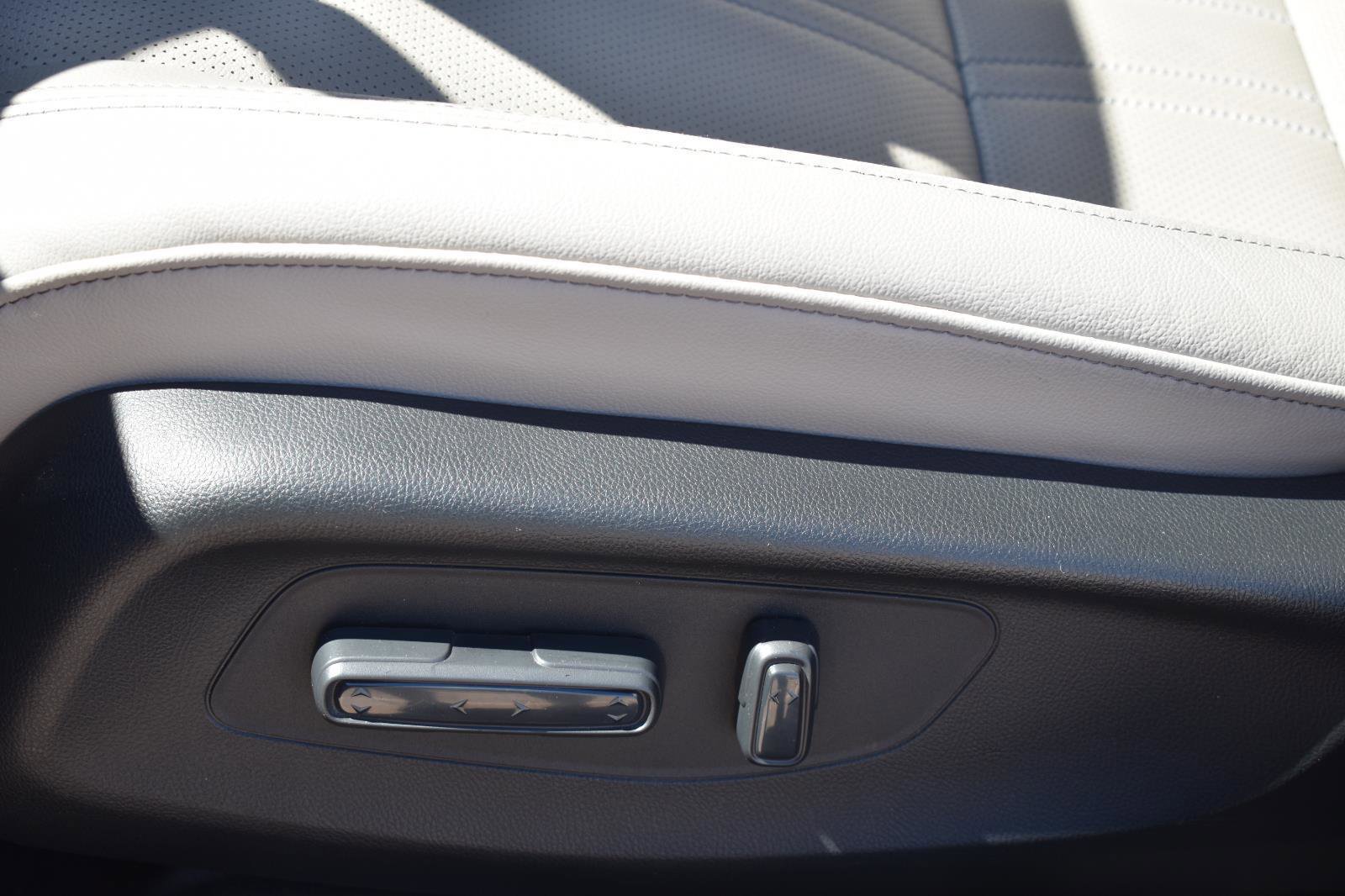 Used 2024 Honda HR-V EX-L image 23