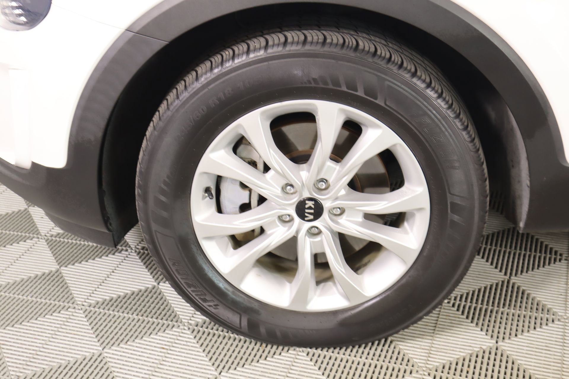 Used 2021 Kia Telluride LX image 18