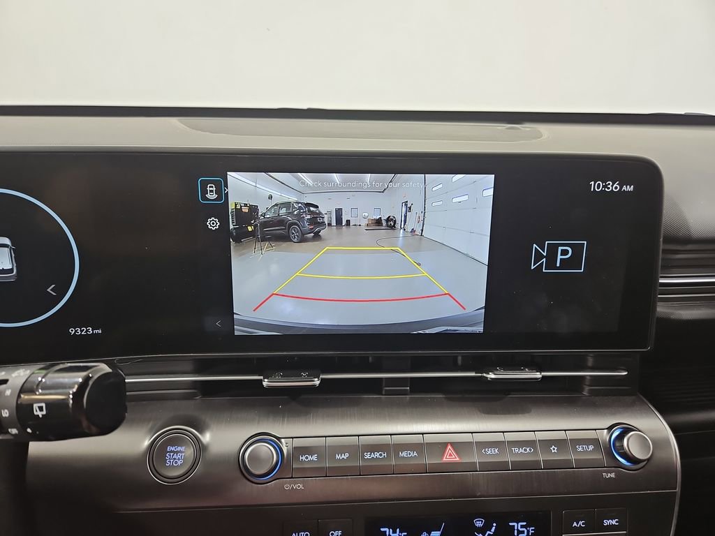 Certified 2025 Hyundai Kona SEL AWD/4WD image 22