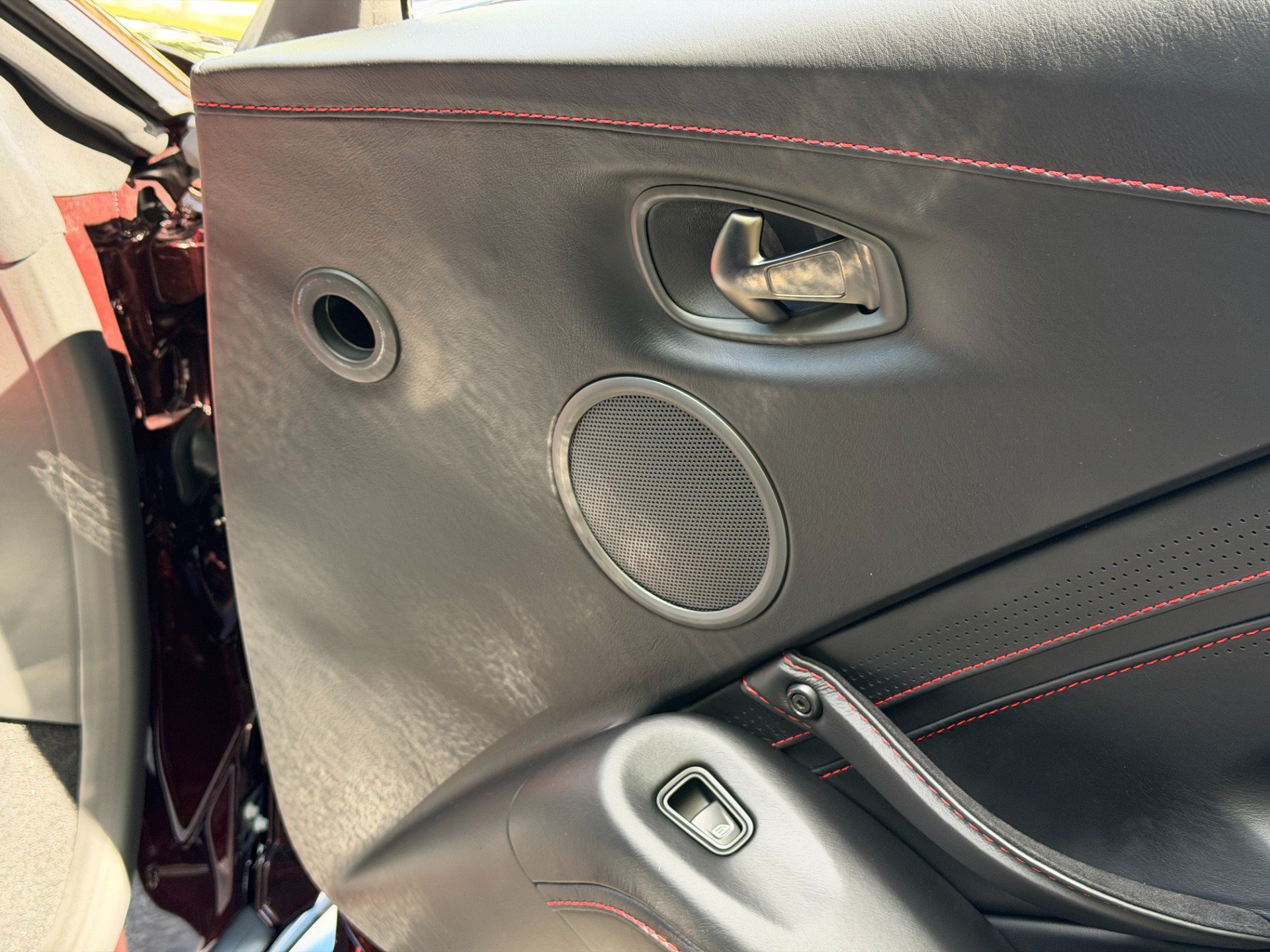 Used 2020 Aston Martin V8 Vantage Coupe RWD image 54
