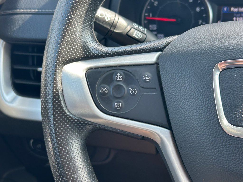 Used 2024 GMC Terrain SLE w/ Driver Convenience Package FWD image 33