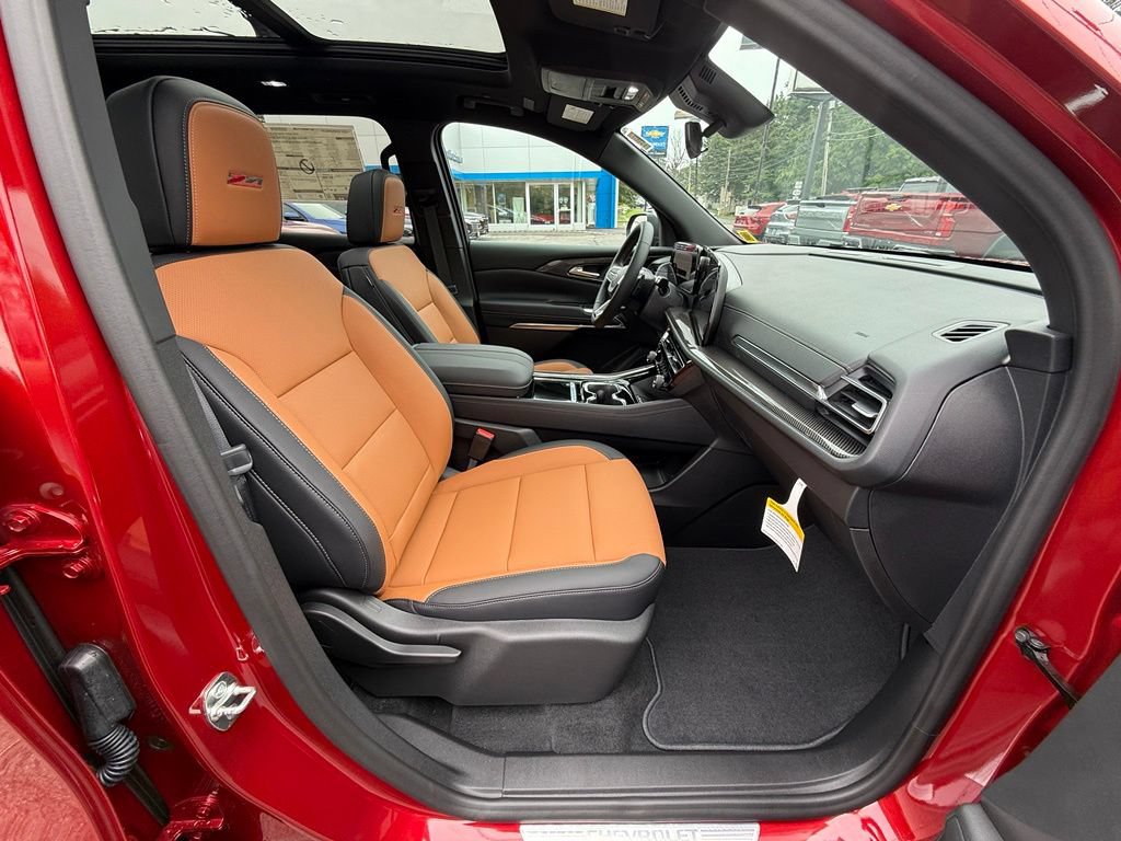 New 2027 Chevrolet Traverse Z71 w/ LPO, Floor Liner Package AWD/4WD image 44