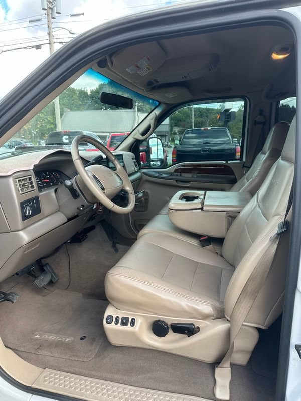Used 2002 Ford F250 Lariat AWD/4WD image 8