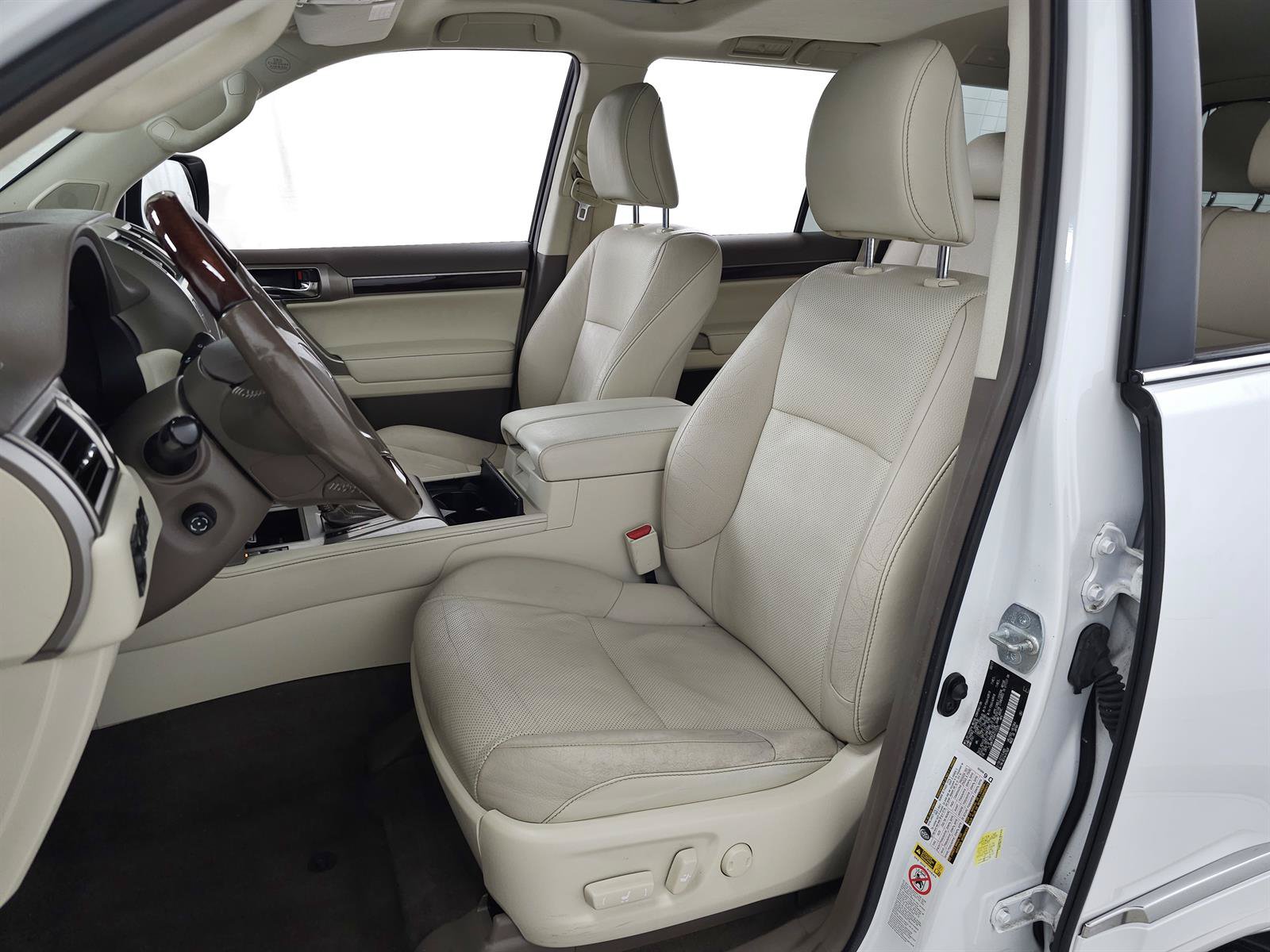 Used 2017 Lexus GX 460 Premium w/ Premium Package AWD/4WD image 14