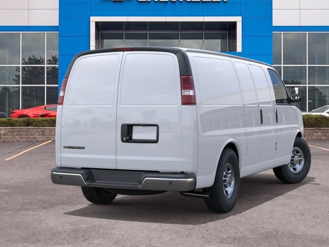 New 2026 Chevrolet Express 2500 w/ Driver Convenience Package RWD image 4
