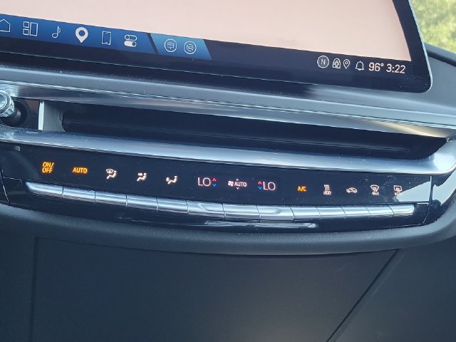 Certified 2024 Cadillac Lyriq Tech AWD/4WD image 33