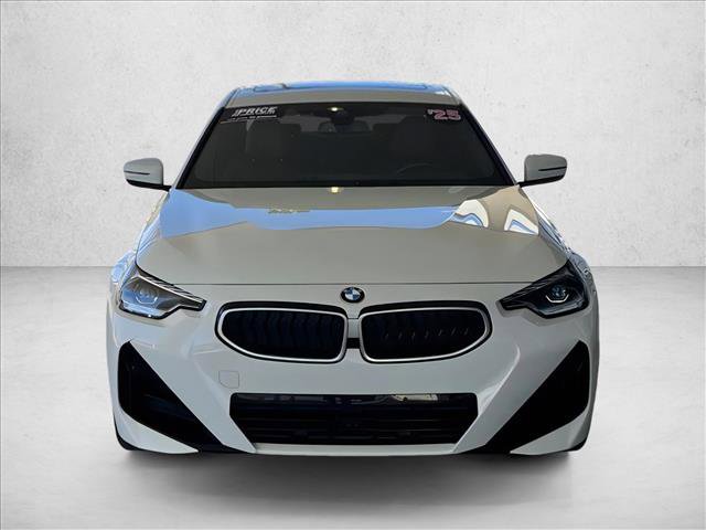 Used 2025 BMW 230i xDrive Coupe AWD/4WD image 7