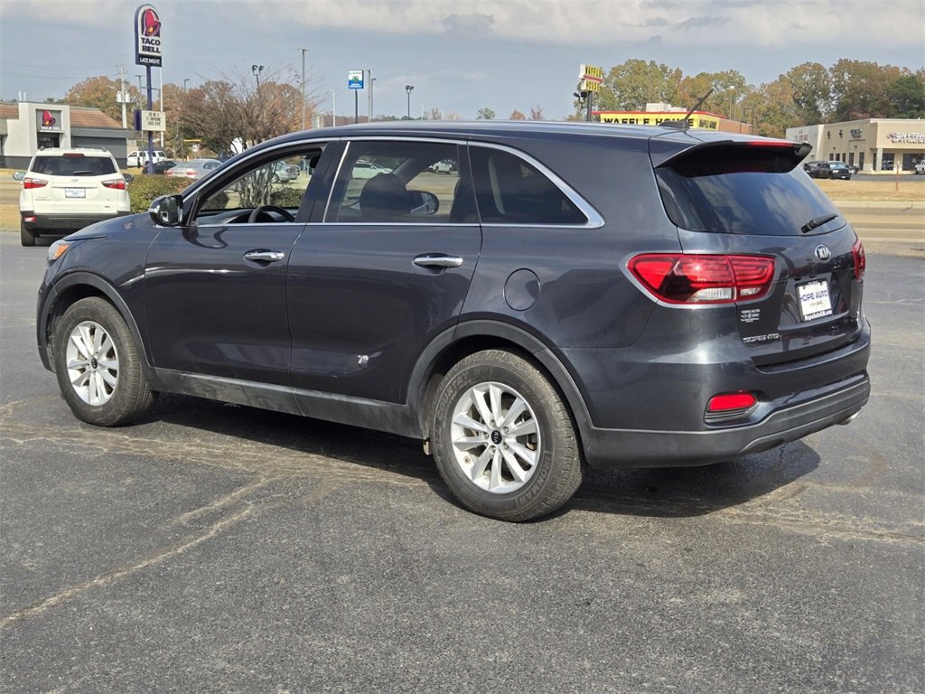 Used 2020 Kia Sorento LX image 5